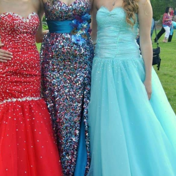 TONY BOWLS MULTI COLORED SEQUENCEDRESS - Picture 6 of 6